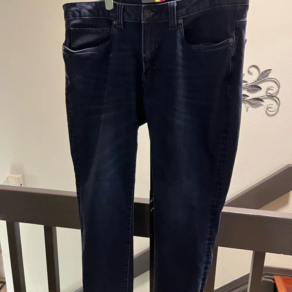 Buffalo David Bitton stylish comfortable